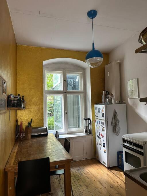 Grosses Apartment Am Kudamm Берлин Экстерьер фото