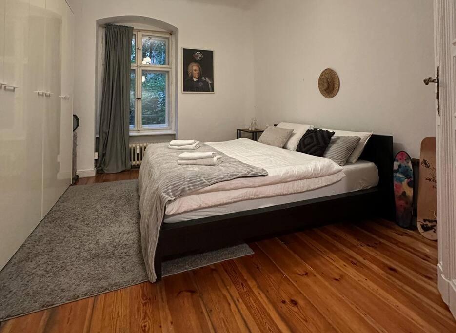 Grosses Apartment Am Kudamm Берлин Экстерьер фото